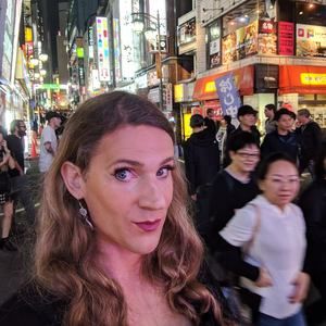 Meet your Posher, Valorie